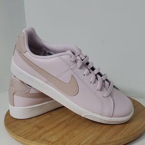 Nike Court Royale Women's Sneakers Barely Rose Size 10 NIB